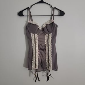 Victoria's Secret Very sexy Brown White Lace Teddy lingerie w/ garters  36B